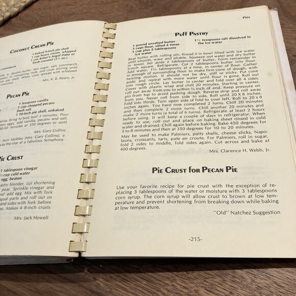 The Jackson Cookbook by The Symphony League of Jackson Mississippi (Comb Bound) - Picture 9 of 15